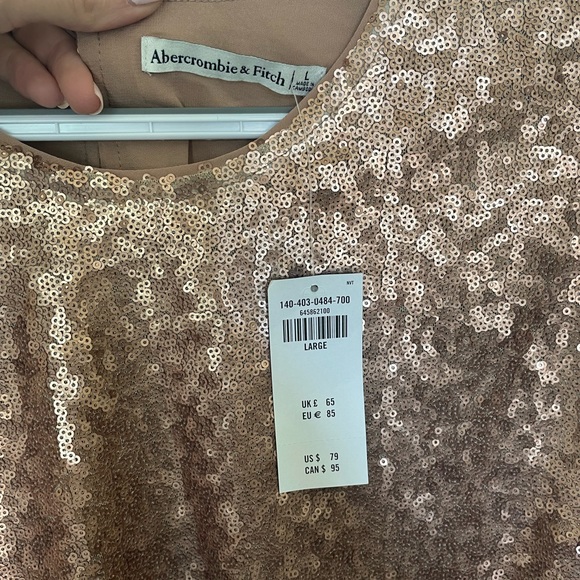 Abercrombie & Fitch Sequin Top - Picture 2 of 8